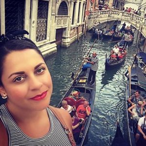 Meet your Posher, Golly